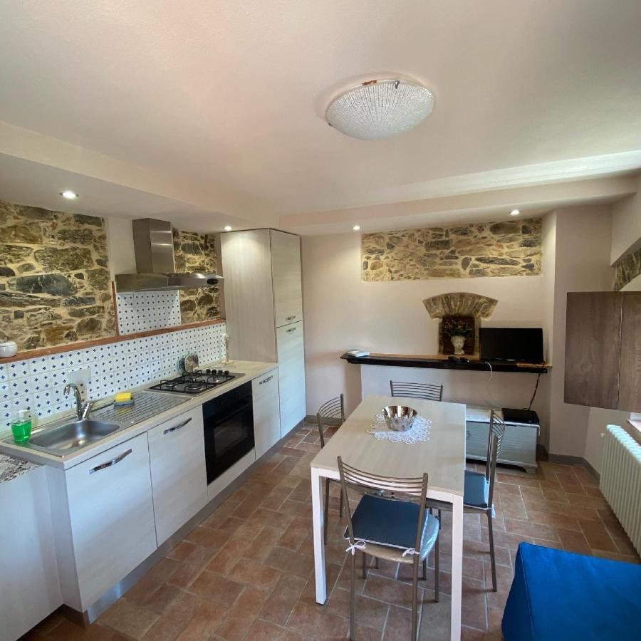 Apartmán Casa Dell'Angelo Castelnuovo Magra Exteriér fotografie
