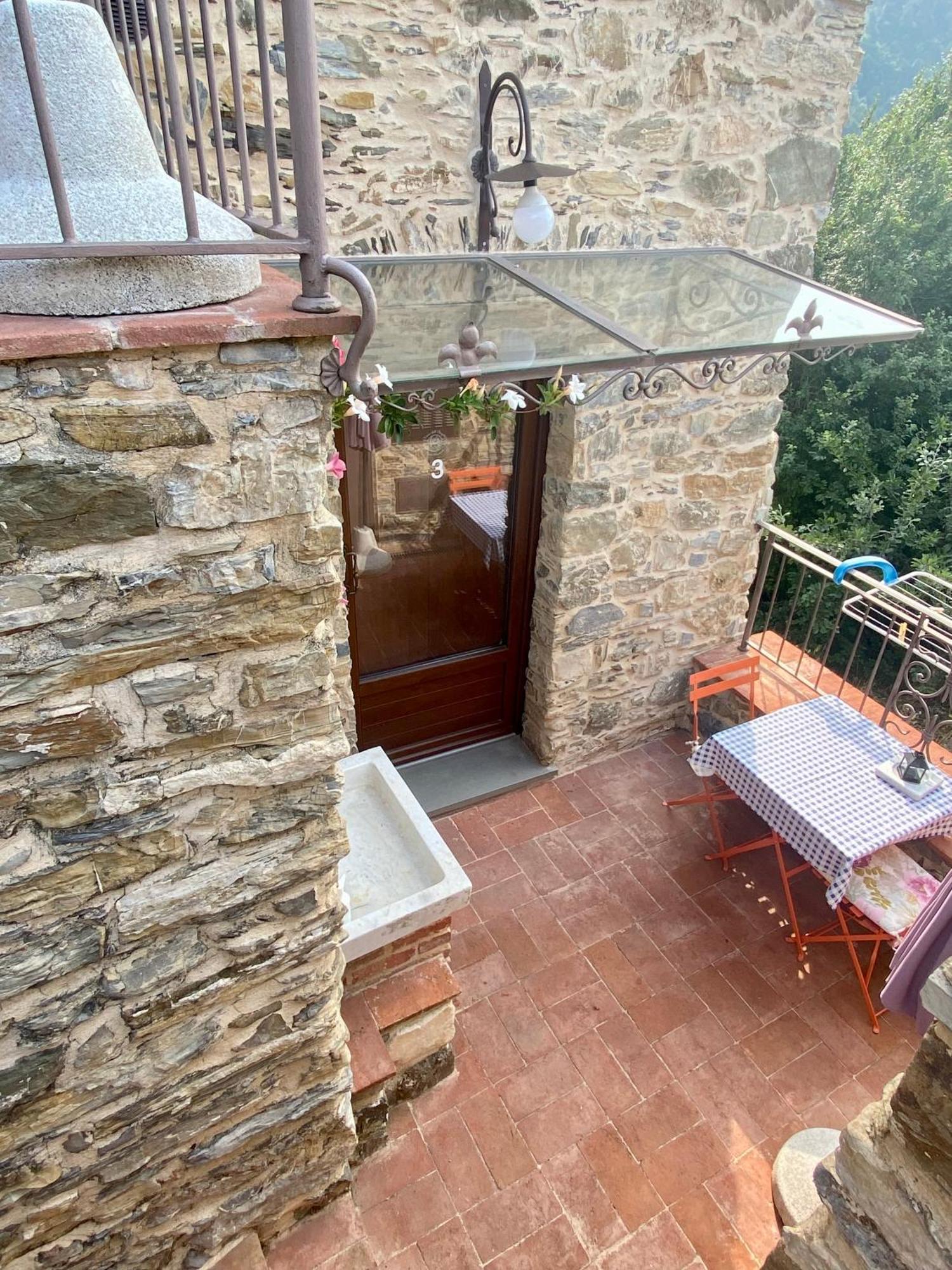 Apartmán Casa Dell'Angelo Castelnuovo Magra Exteriér fotografie